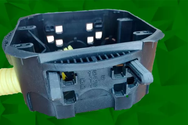 Caixinha elétrica para drywall com tampa